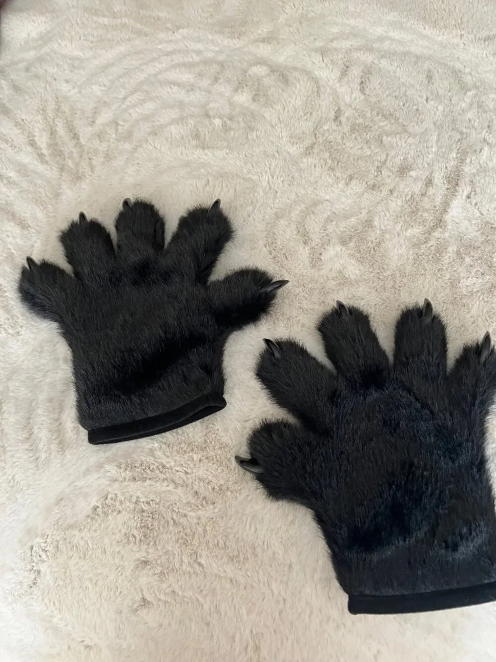 KITTEN MITTENS GLOVES - FAUX FUR - CLAWS - BLACK AND PINK TOES BEANS - NWOT